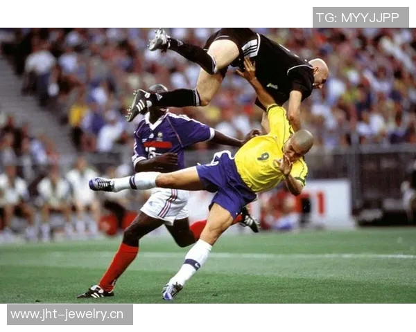 世界杯荣耀之路：各国拼搏背后的传奇故事与历史进程